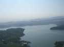 Zdjęcie zrobione z nad jeziora Dobczyckiego w stronę południowo-wschodnią